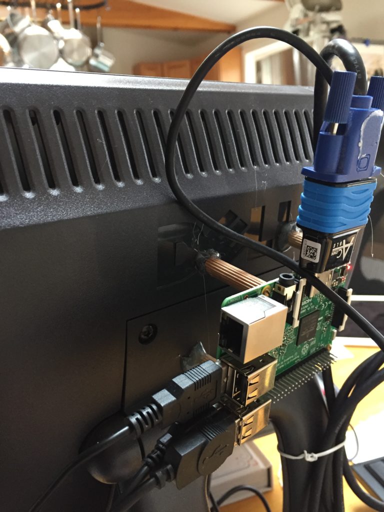 Raspberry_PI_back_monitoring_mount